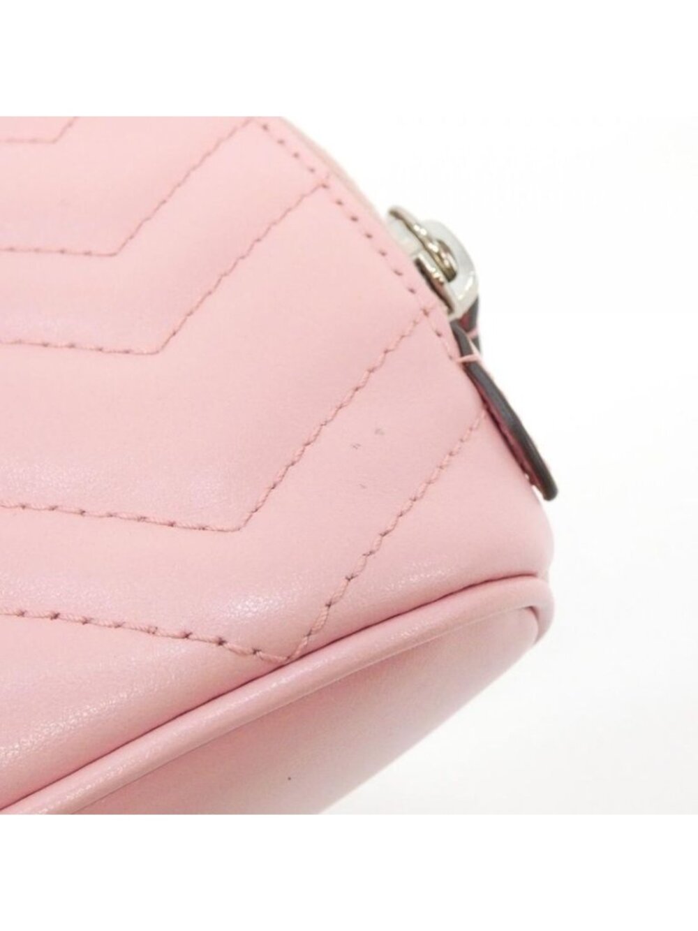 Gucci GG Marmont Pouch - Picture 4 of 8